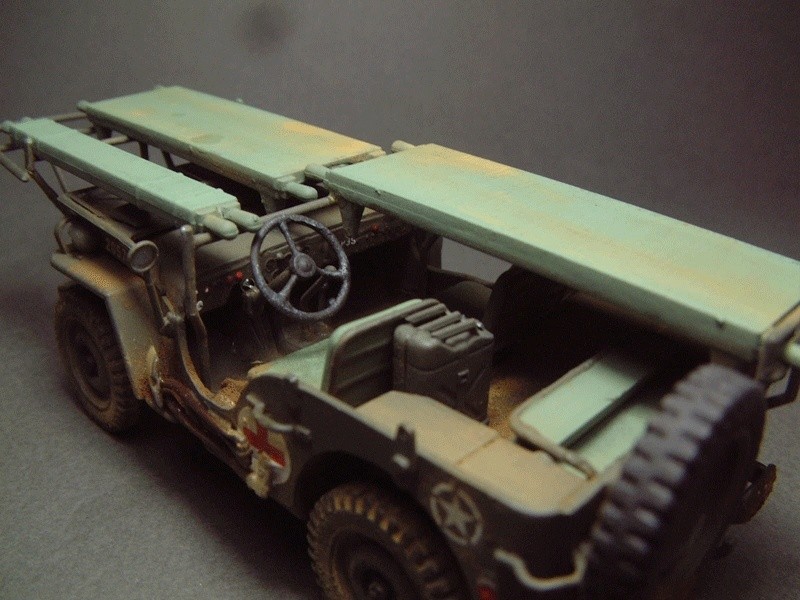 JEEP AMBULANCE 1/35 ITALERI Fin-410