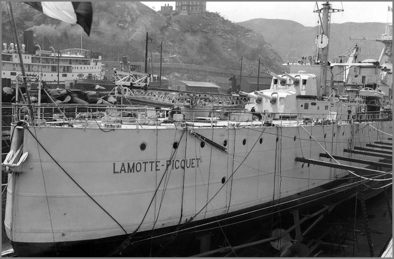 Photos des navires de guerre de la France du XIXe et du XXe Foto_c14