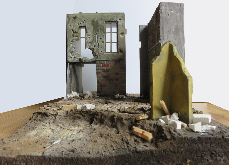 Mur d'usine _ Stalingrad Septembre 42 _ Victoire __1/35 - Page 2 15071314