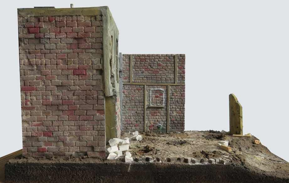 Mur d'usine _ Stalingrad  Septembre 42 _ Victoire __1/35 - Page 2 15071315