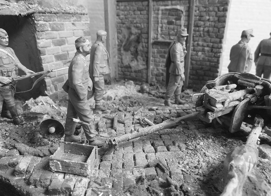 Mur d'usine _ Stalingrad Septembre 42 _ Victoire __1/35 - Page 4 15080418