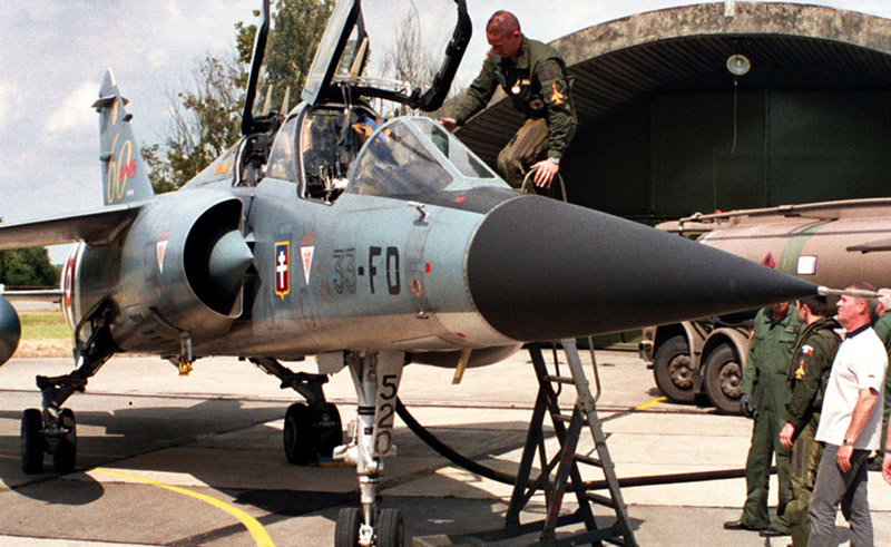 Mirage F.1B 60 Ans D-Day ( 2004 ) EC 3/33 Lorraine  - Page 3 179-mi10