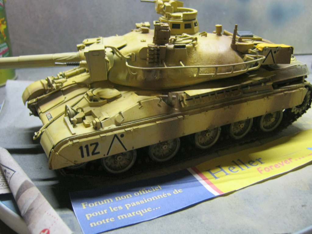 AMX 30 B2 "Opération DAGUET" (UPGRADE) 1/35ème Réf 81157 - Page 15 Img_8612