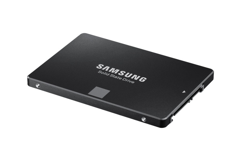 présentation du Samsung SSD 850 EVO  250 go 2.5 pouces 61zzgc10