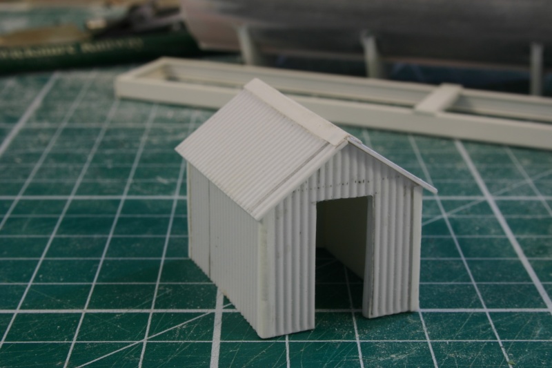 Another side to MMB. (When not making boats) Oo_gau10