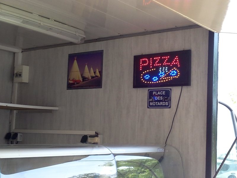 un KAWA en TERRASSE - pizza route 66 Img_2014