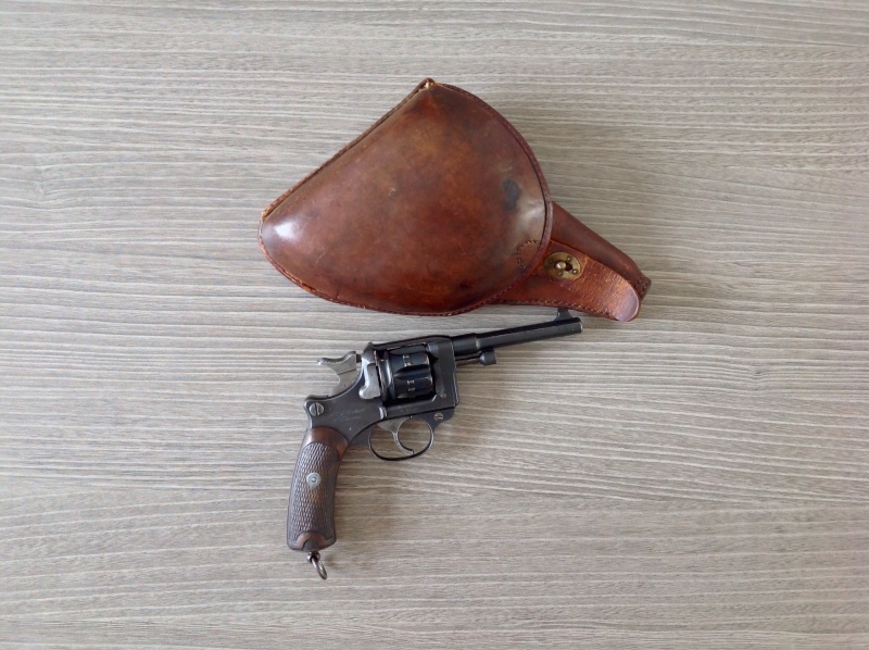 Revolver Mle 1892 Image13