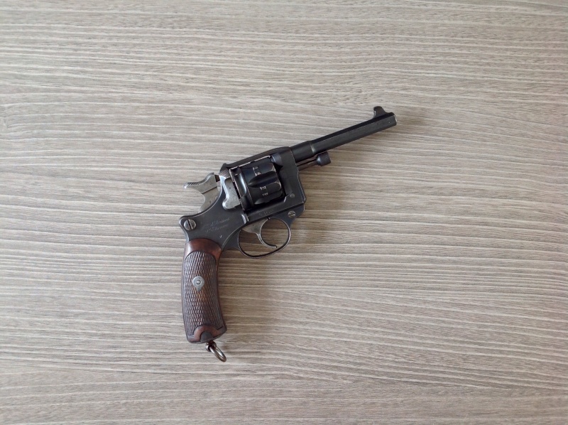Revolver Mle 1892  Image14