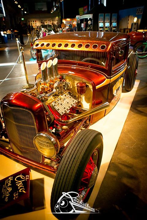 1932 Ford hot rod - Page 11 10990210