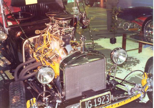 Vintage Car Show pics (50s, 60s and 70s) - Page 11 11403212