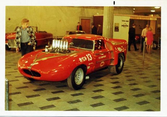 Vintage Car Show pics (50s, 60s and 70s) - Page 13 11811410