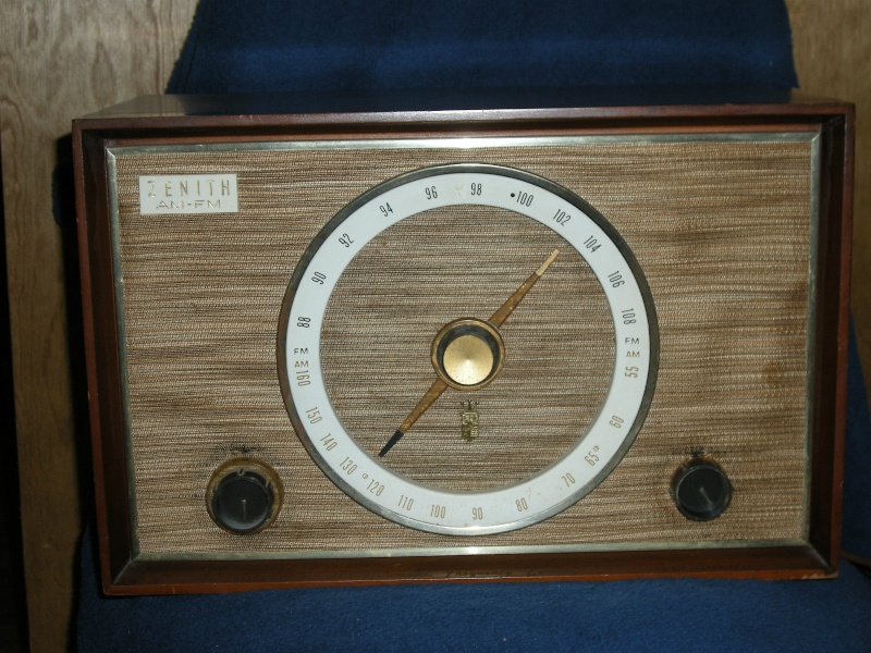 Zenith Long Distance Radio, S-46917, Model C835 - 1956 4105