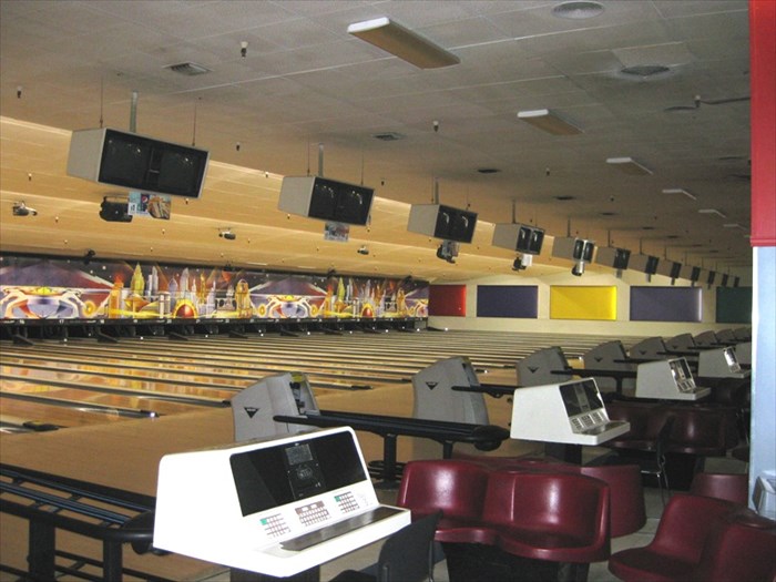 Vintage Bowling A1438510