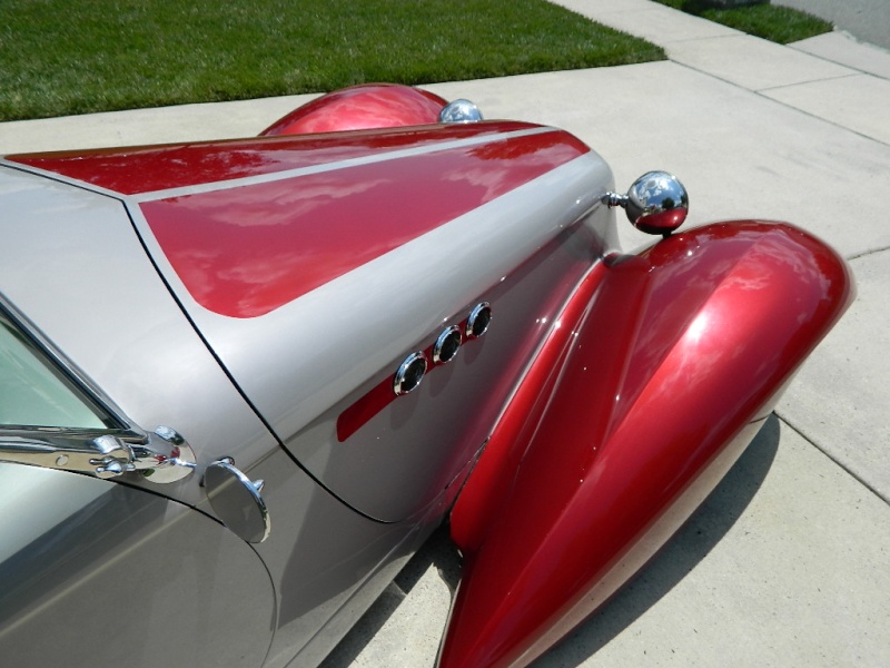  1935 Auburn Boattail Speedster -  Chip Foose Designed Dscn9910