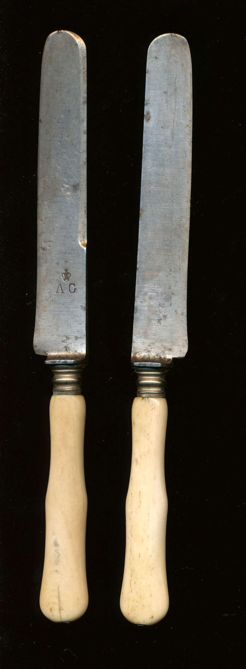 Couteau ancien en os ou ivoire - Sans-t23