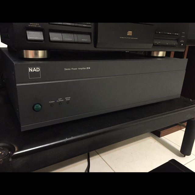 NAD 214 stereo power amplifier Image23