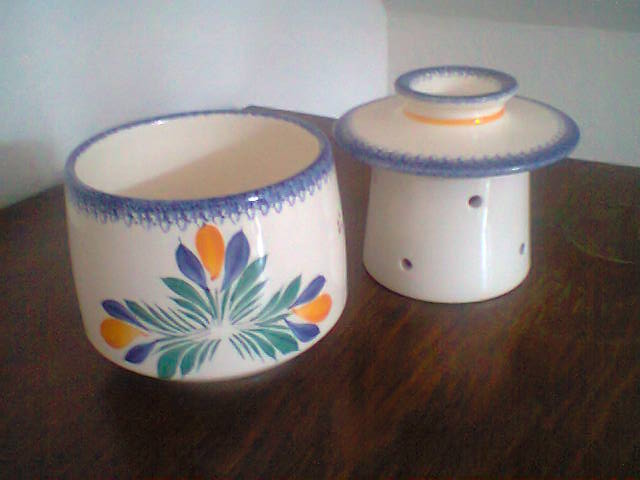 Objet breton en porcelaine à identifier Photo012