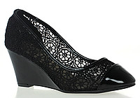 http://divastore.ru/ - недорогая обувь из Польши. Конечно, не кожа, но носится хорошо. 123010