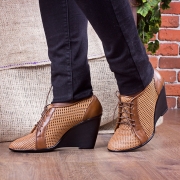 http://topitop.com.ua/ - продажа обуви премиум-класса. Модельки - просто загляденье! 85010