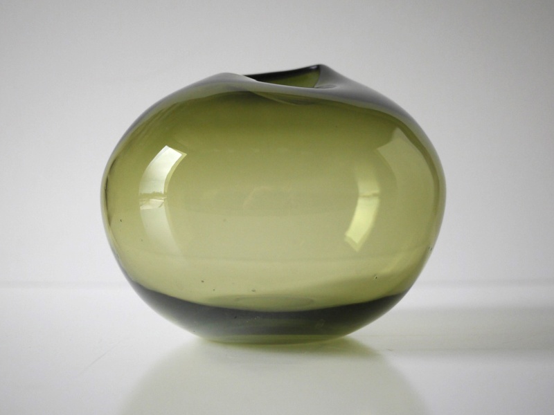 Green Glass vase - similar to Holmegaard/Lutken Drop Green_13