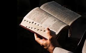 A Bíblia é, contém ou se torna a palavra de Deus? Images10