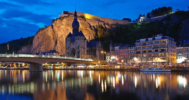 Dinant By Night  333310