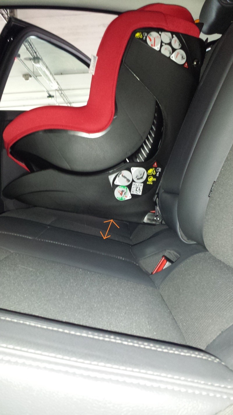 Siege auto isofix qui ne touche pas le siege de la voiture 20150812