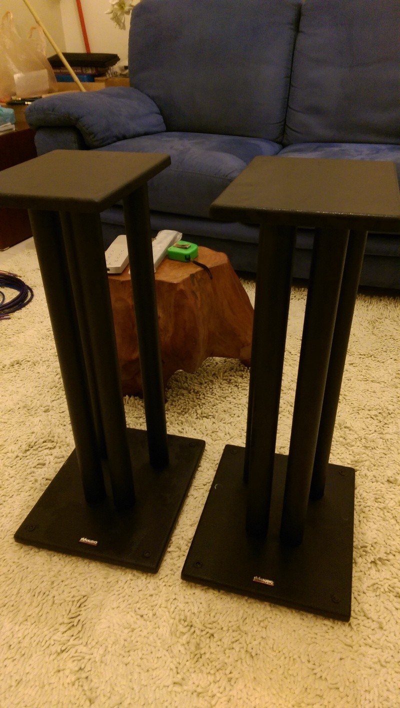 Dynaudio Speaker Stand