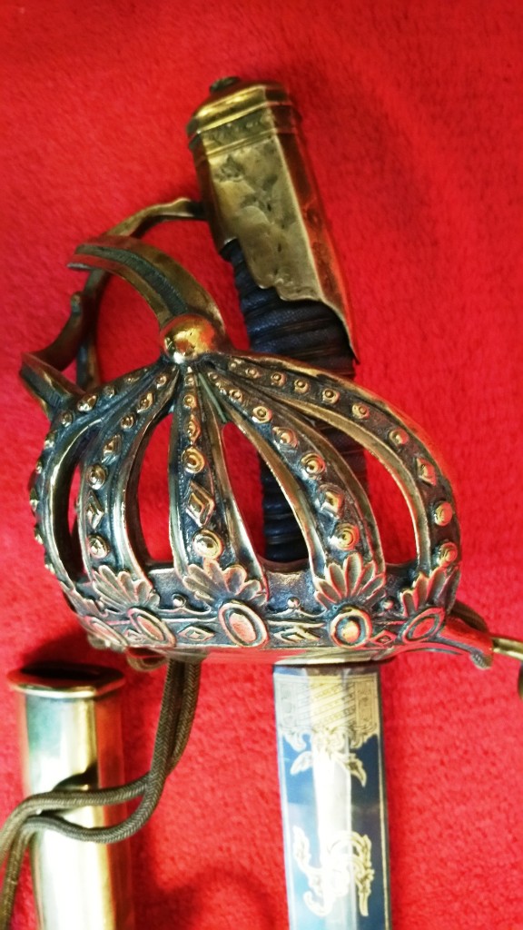 Sabre officier dragon ou carabinier ??, empire ou restauration ?? 20181214