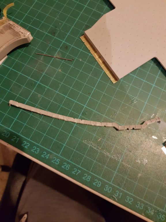CVN 75 Truman (Trumpeter 1/350°) de barnabé - Page 6 20181014