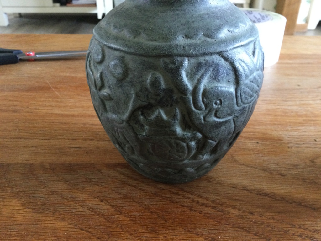 Please identify ancient reproduction pot  73481010