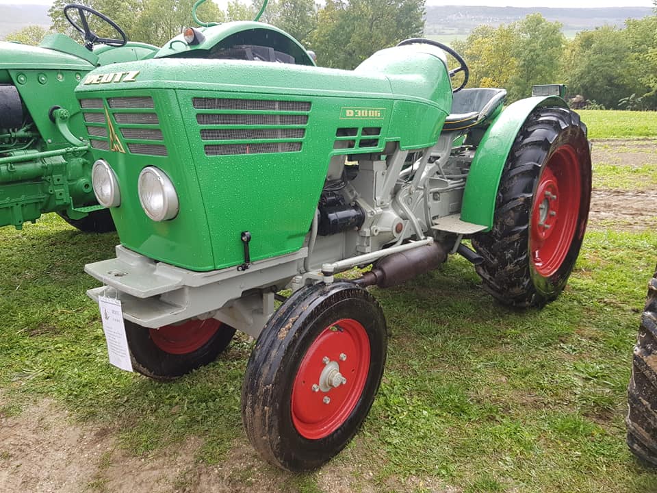 2022/10/02- Burey la Côte - 8ème rassemblement de vieux tracteurs - (55) 31010911