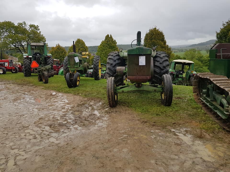 2022/10/02- Burey la Côte - 8ème rassemblement de vieux tracteurs - (55) 31064210