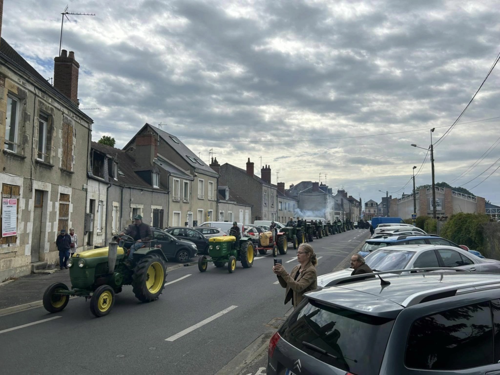 2023/05/20 et 21 Rassemblement à Vierzon (18) Lb110