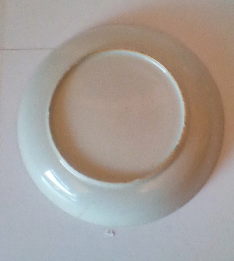 Kangxi or not?? Porcelain cup and saucer. Img_2150
