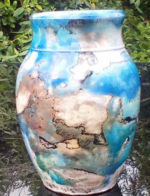 Small pot with interesting glaze,no mark,any ideas? Img_2457