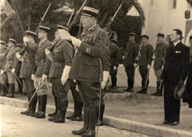 La 9ème légion de la Garde - prise d'armes à Rabat (Maroc) 1941 Prise_10