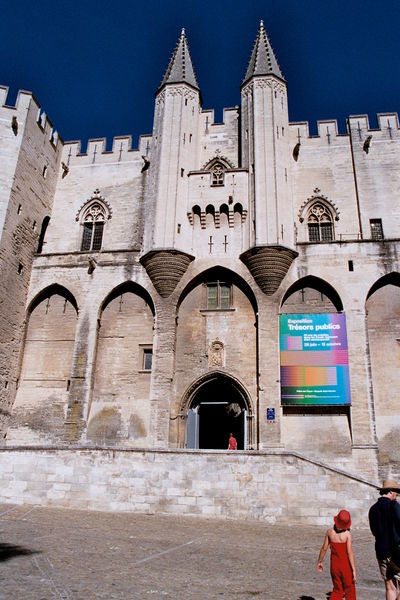 AVIGNON VILLE D'ESPRIT ET CITE DES PAPES 400px-10