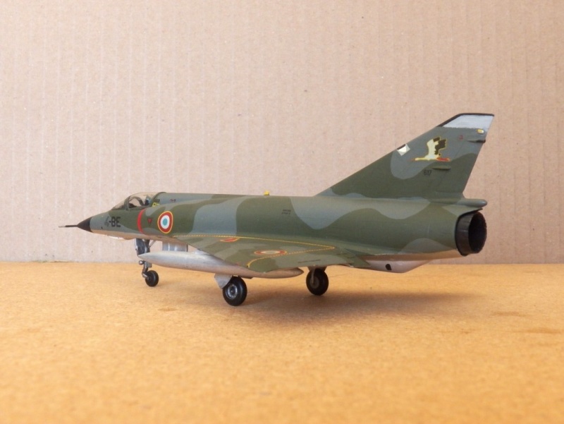 DASSAULT MIRAGE III E Réf 80323 Dassau12