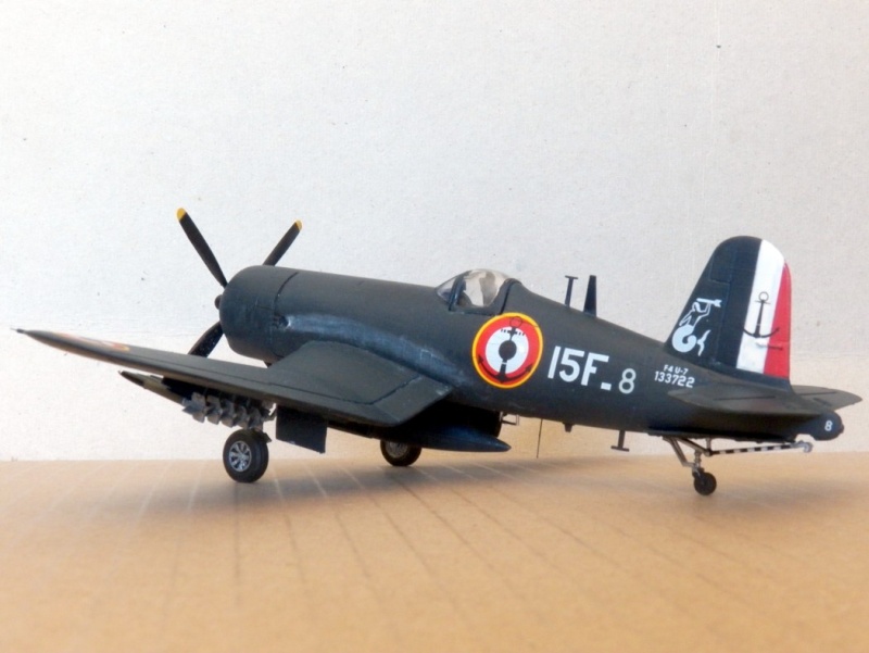 Vought F4U-7 Corsair, flottille 15F.  F4u-7_54