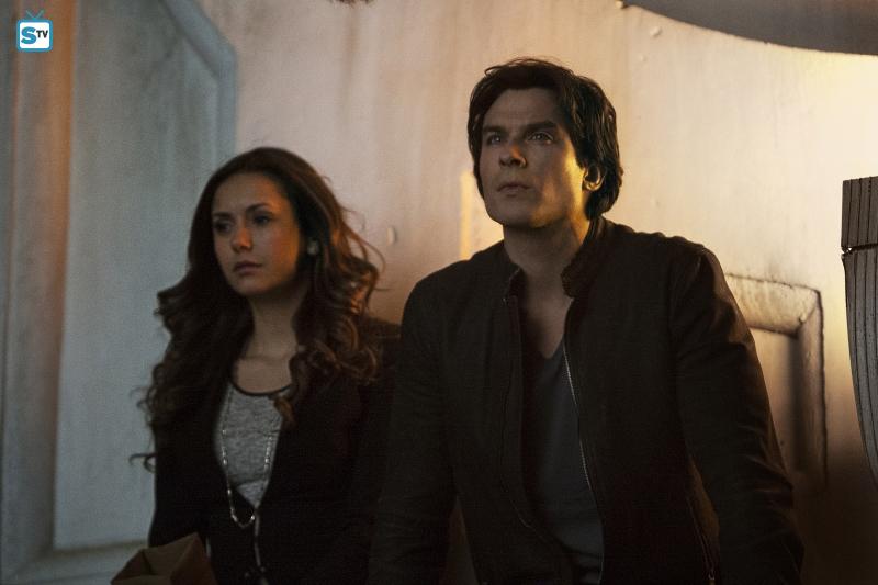 Photos promo TVD S6 - Page 2 2_full10