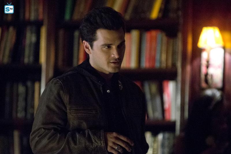 Photos promo TVD S6 - Page 2 3_full10
