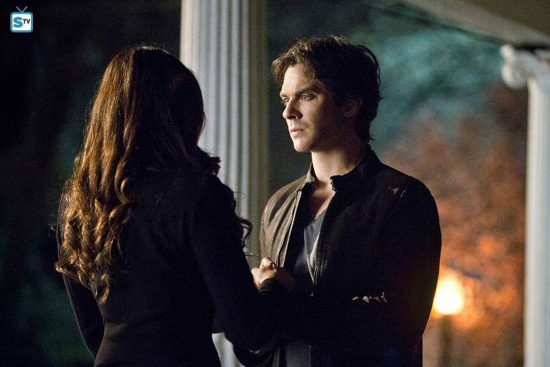 Photos promo TVD S6 - Page 2 5_full10