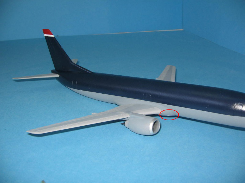 Boeing 737-400 Minicraft 1/144 déco US Airways Old Scheme - Page 2 Img_3610