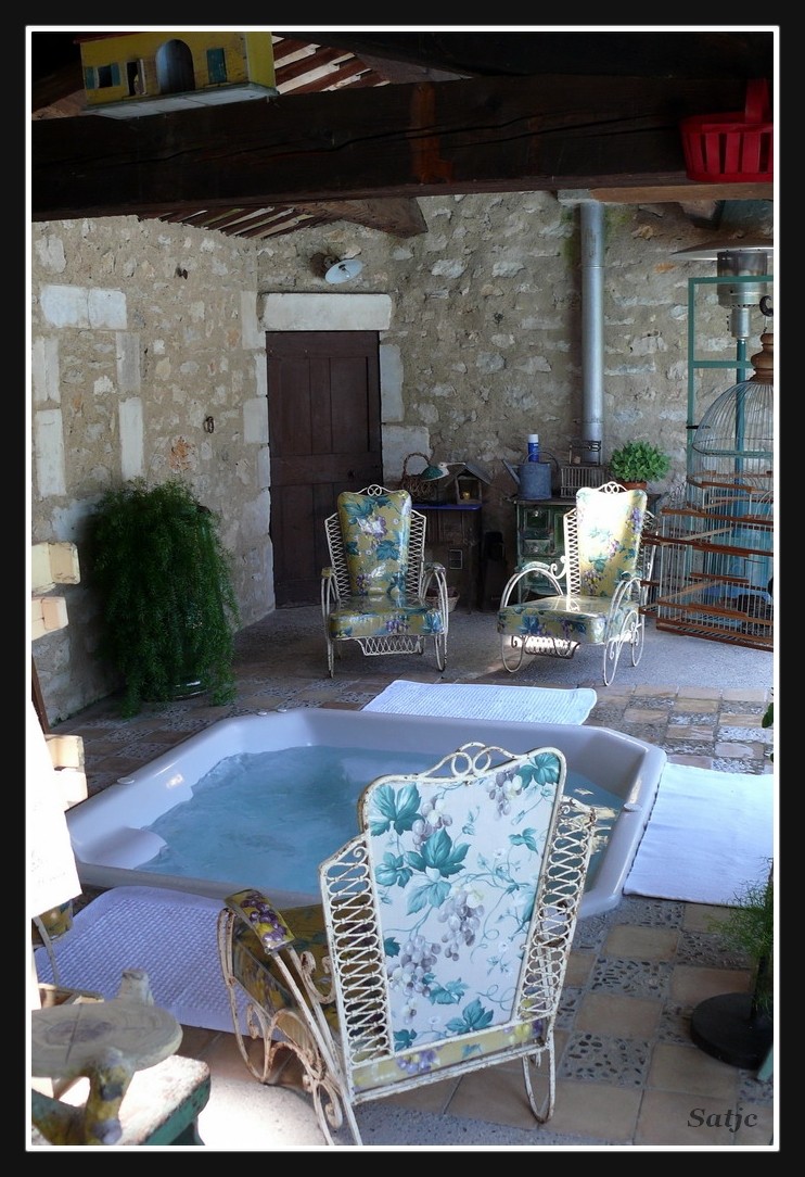 Petit Hotel de Charme en Provence pour les Amoureux ;o) Eygali14