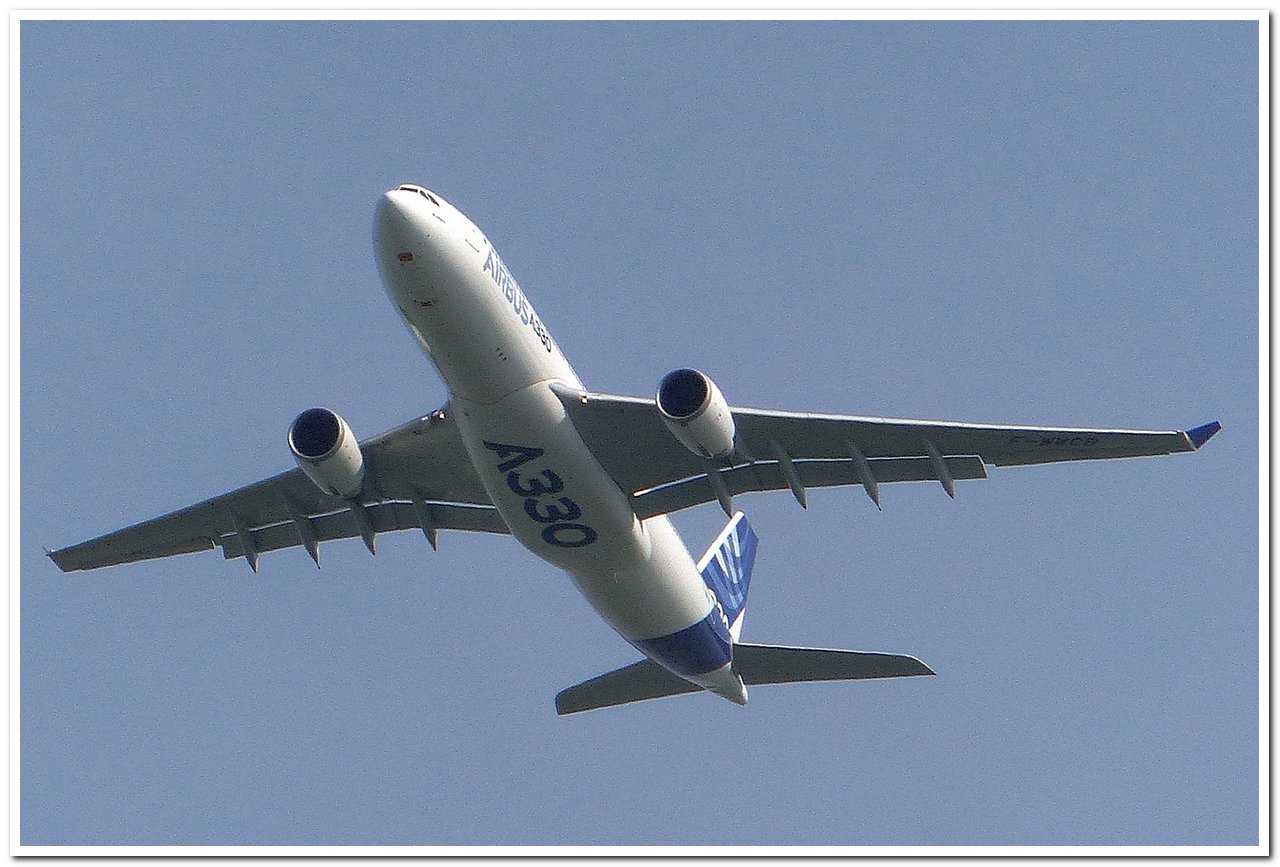 [23-04-2015] A330 F-WWCB AIB301 A330_f11