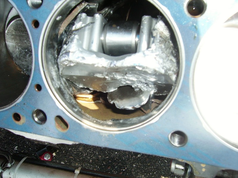 Photo moteur cassé Moteur10