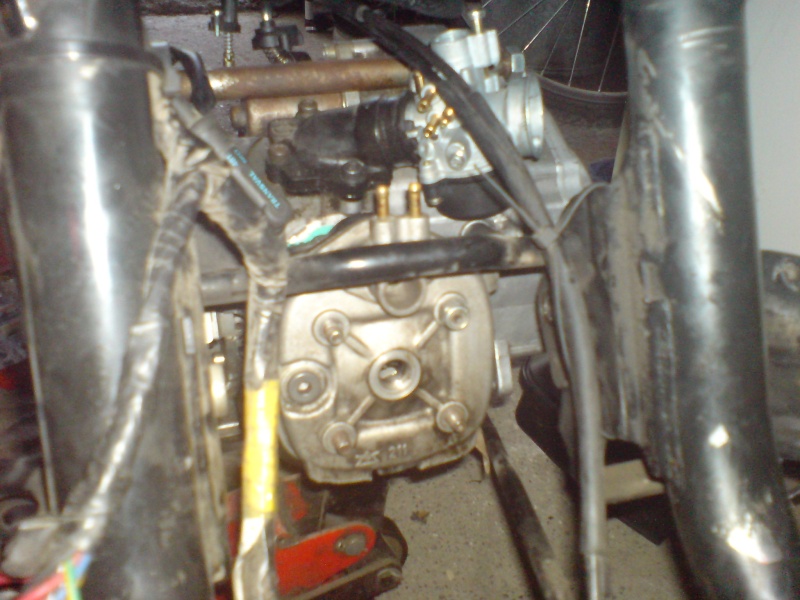 mbk stunt ( portotype moteur nitro) Dsc00111