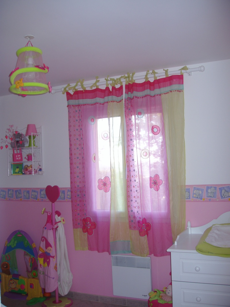 [Conseils Déco] Chambre pour bébé fille - Page 3 Chambr17