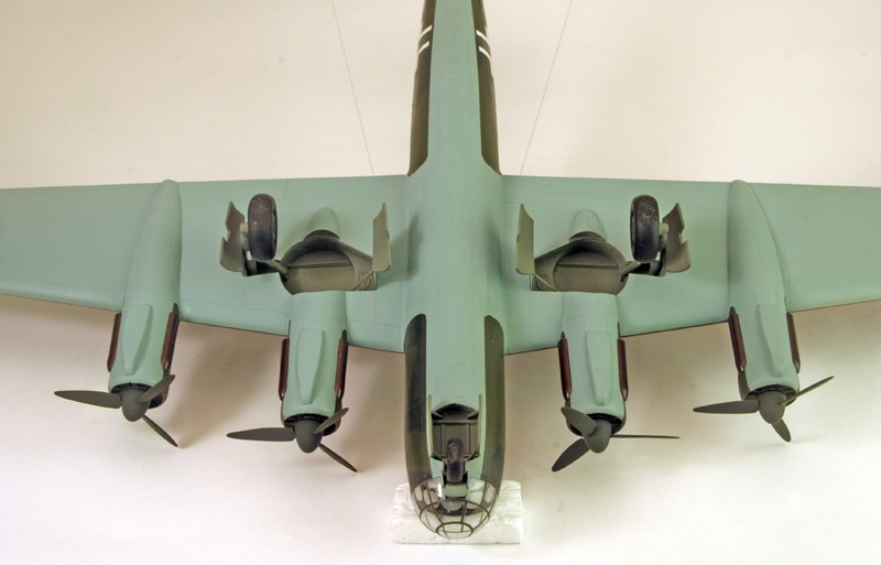 [Special Hobby] Messerschmitt  Me264  V1  "Amerika bomber" Me264_17